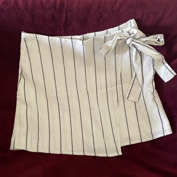 Forever 21 Dresses & Skirts - Forever 21 Skirt